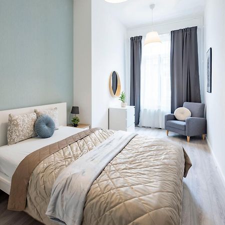 Super Central Cozy Apartment Next To The Budapest Eye エクステリア 写真
